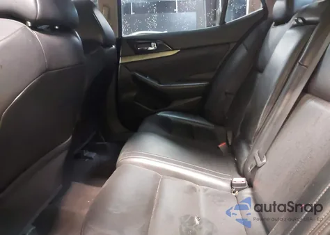 2016 Nissan Maxima 3.5 Sv z USA, uszkodzony, nr VIN 1N4AA6AP6GC380153